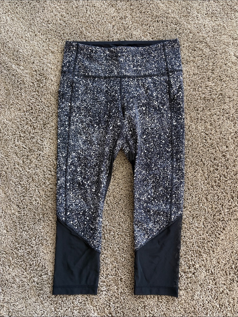 Lululemon Pace Rival Crop Splatter White Black / Black - Size 8